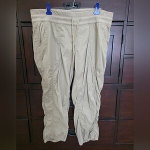 The North Face Aphrodite 2.0 Capris | Women’s XL | Light Khaki | Hiking Travel